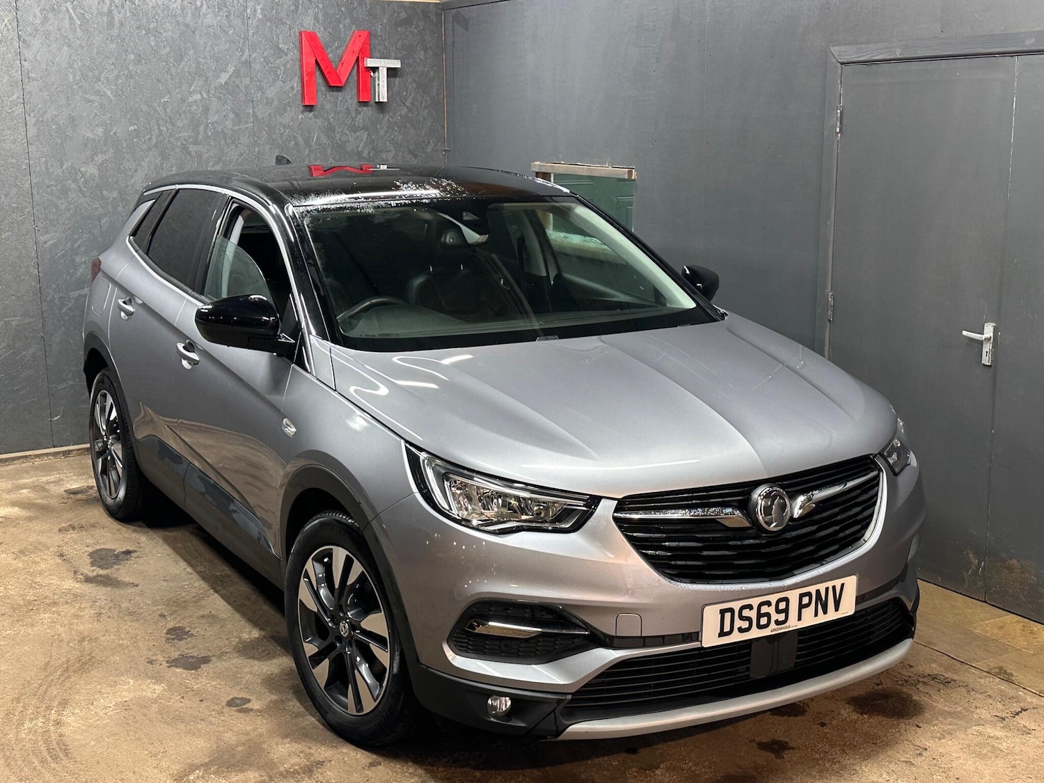 Used Vauxhall Grandland X for sale - 76522120: Photo 1