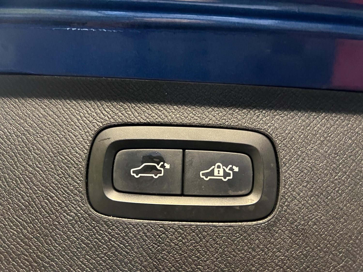 Used Volvo XC90 2015 for sale - 77320467: Photo 28