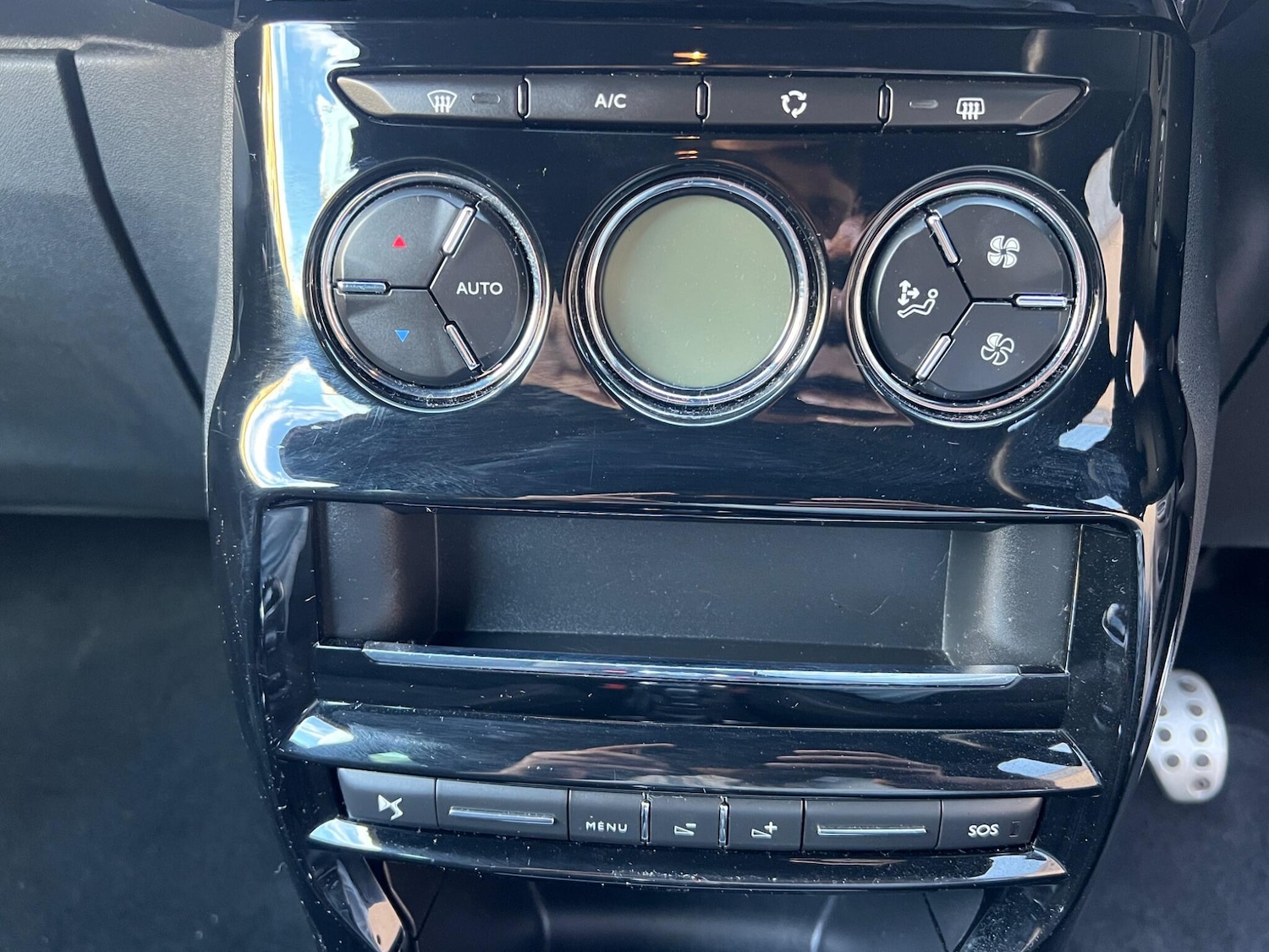 Vehicle 60