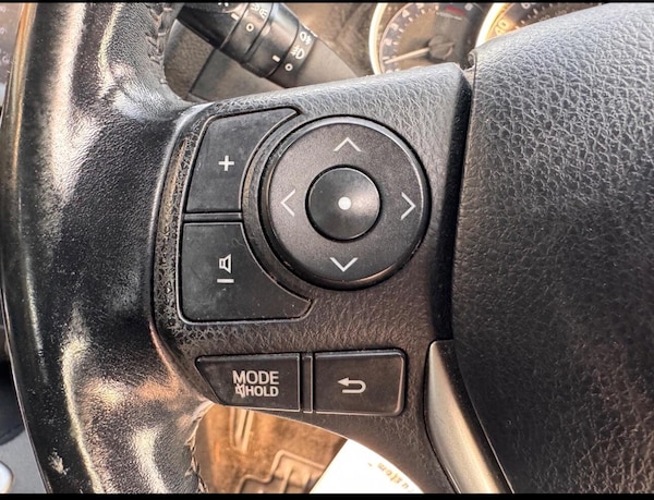 Used Toyota Auris 2014 for sale - 76295973: Photo 24