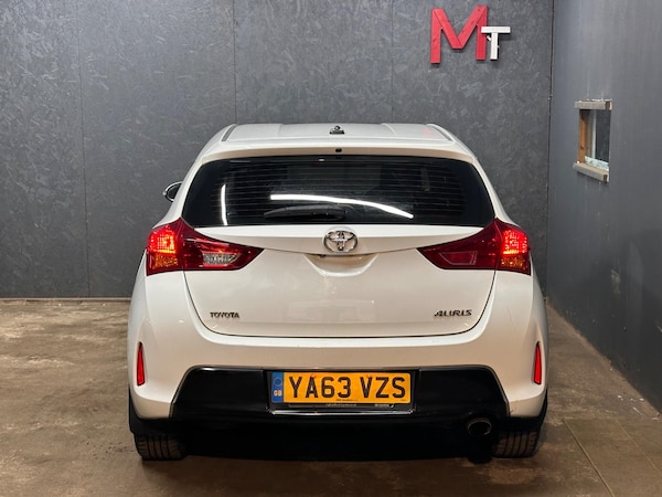 Used Toyota Auris 2014 for sale - 76295973: Photo 5