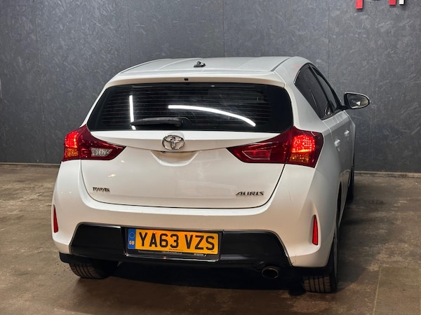 Used Toyota Auris 2014 for sale - 76295973: Photo 7