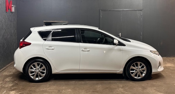 Used Toyota Auris 2014 for sale - 76295973: Photo 8