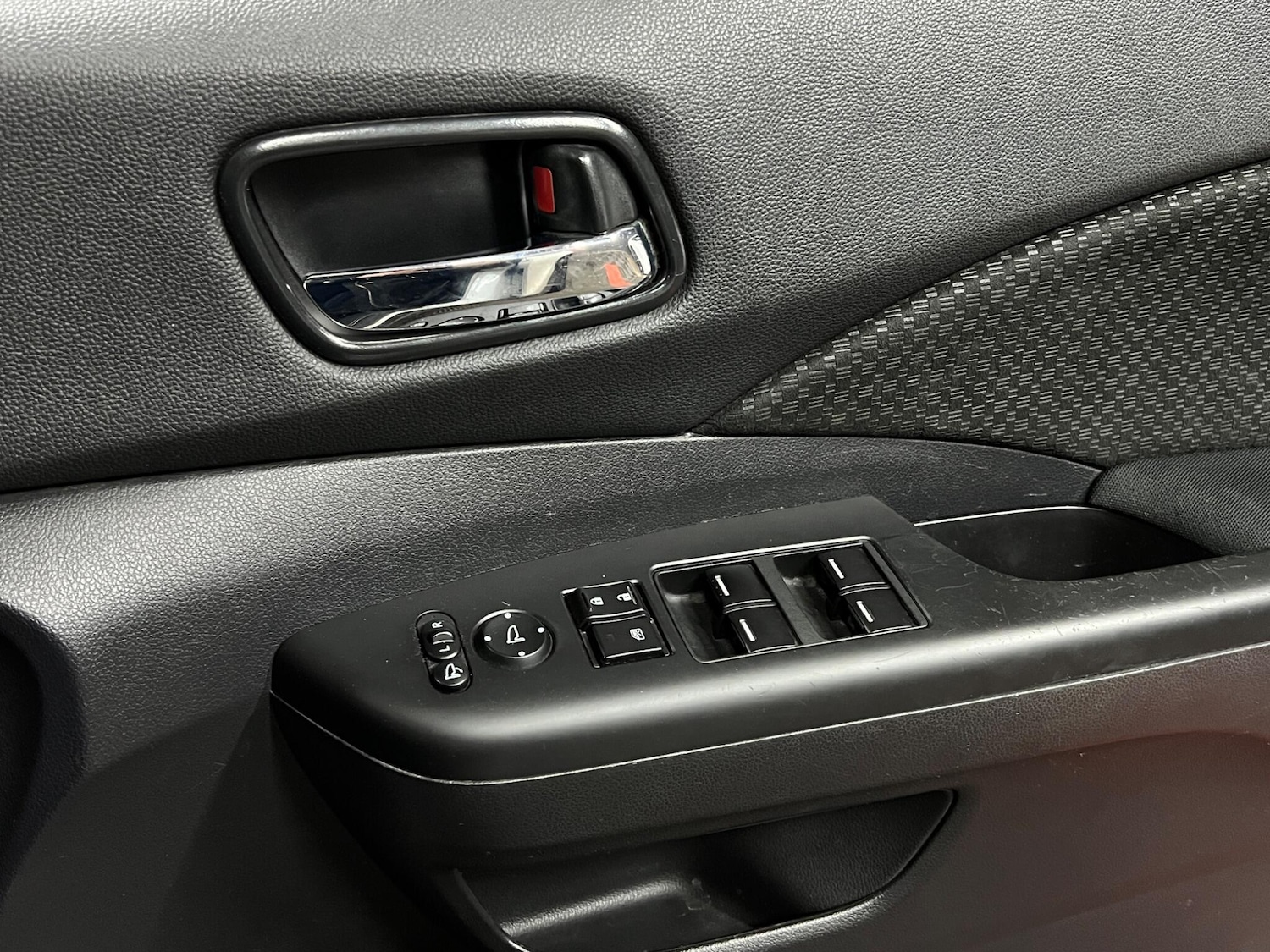 Used Honda CR-V 2018 for sale - 77737640: Photo 17