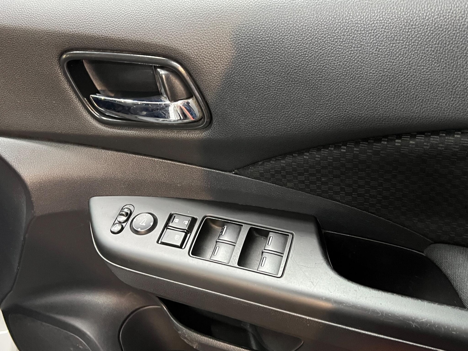 Used Honda CR-V 2018 for sale - 77737640: Photo 25