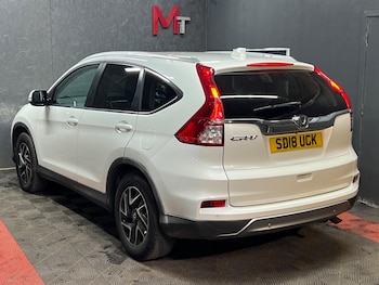 Used Honda CR-V 2018 for sale - 77737640: Photo