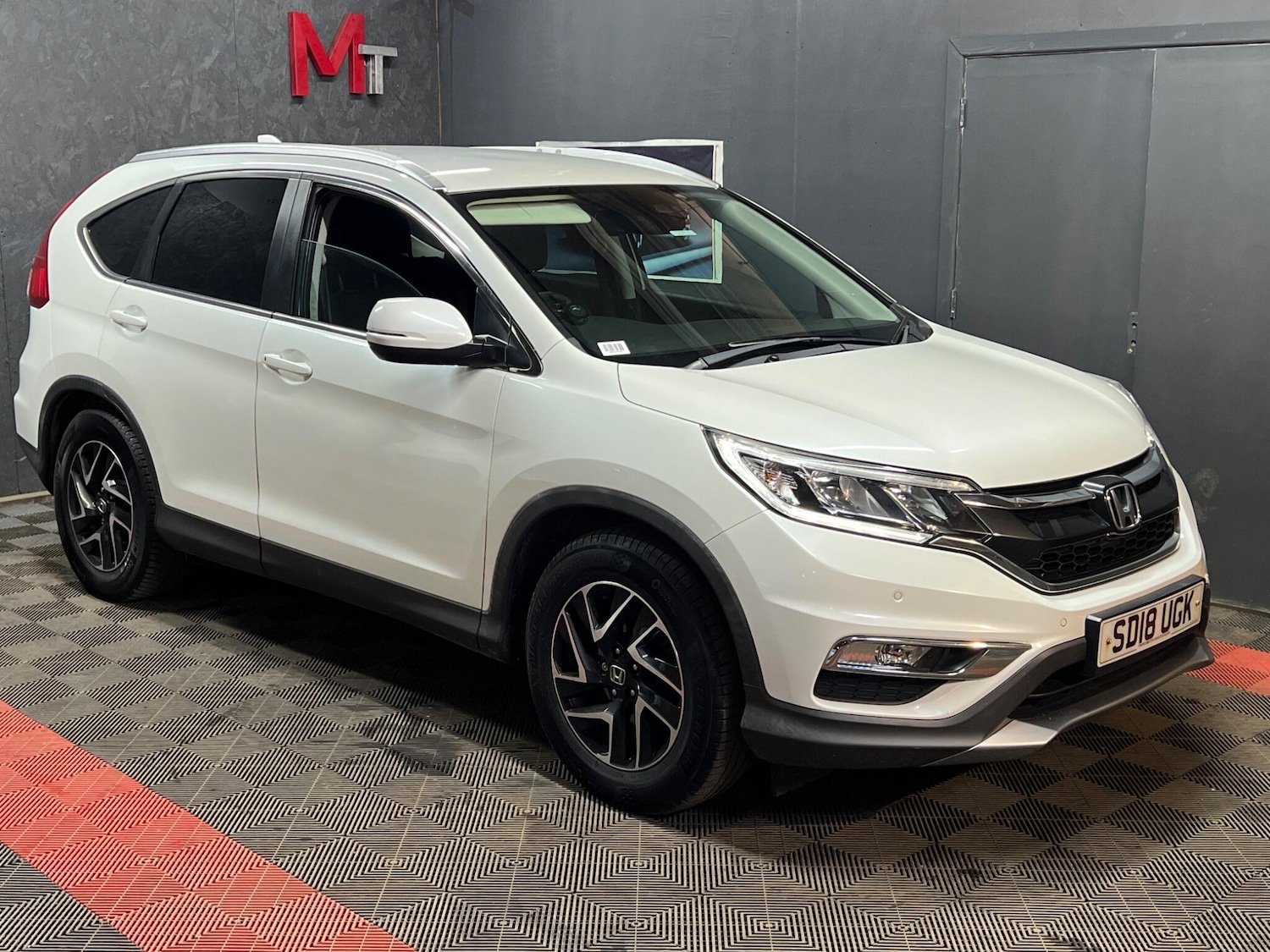 Used Honda CR-V 2018 for sale - 77737640: Photo 5