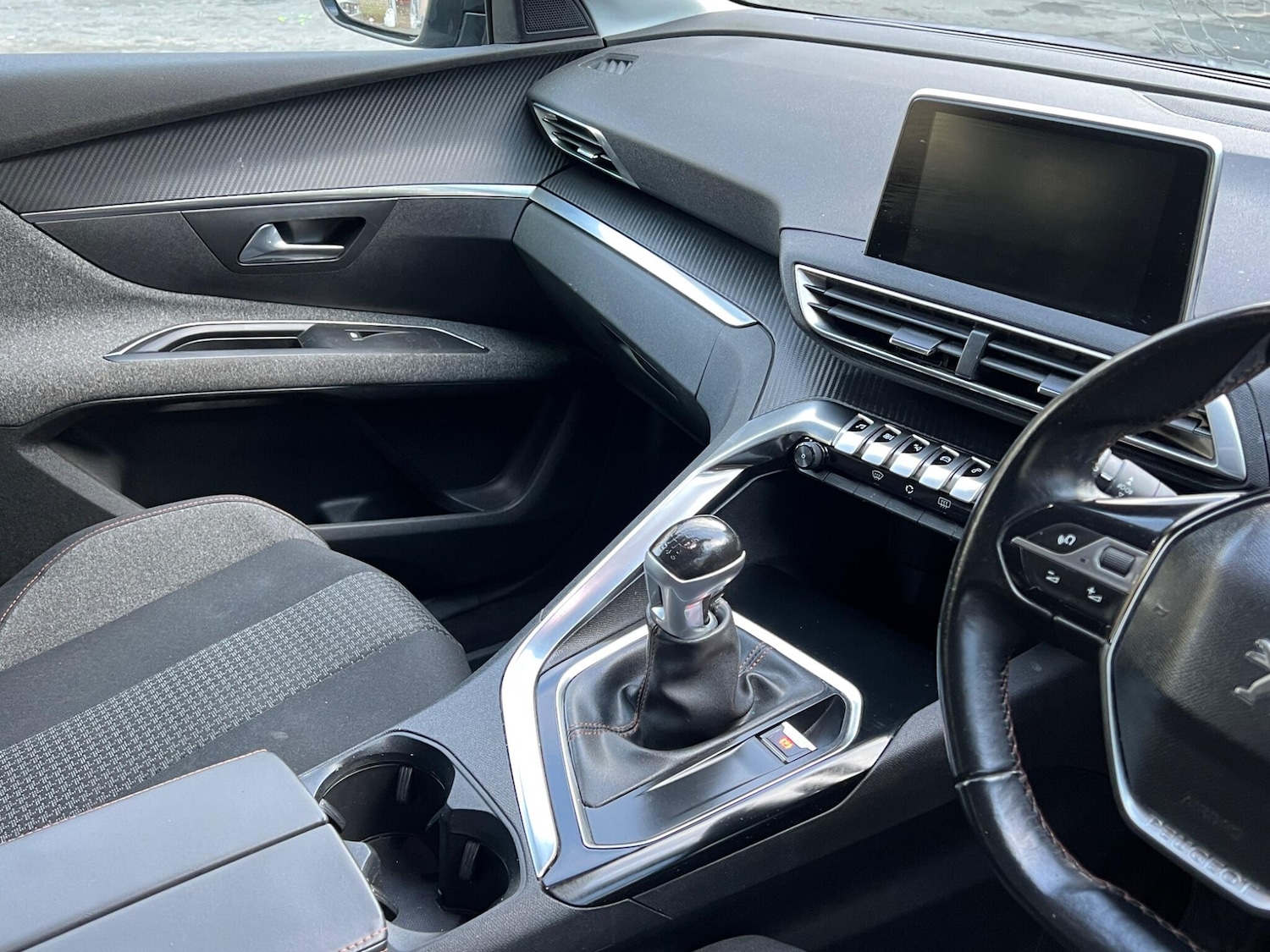 Used Peugeot 5008 2018 for sale - 76964638: Photo 14