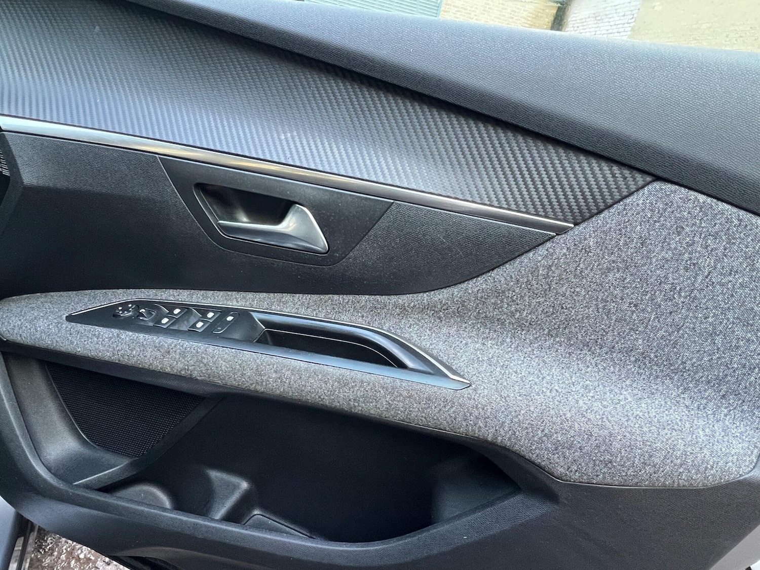 Used Peugeot 5008 2018 for sale - 76964638: Photo 23