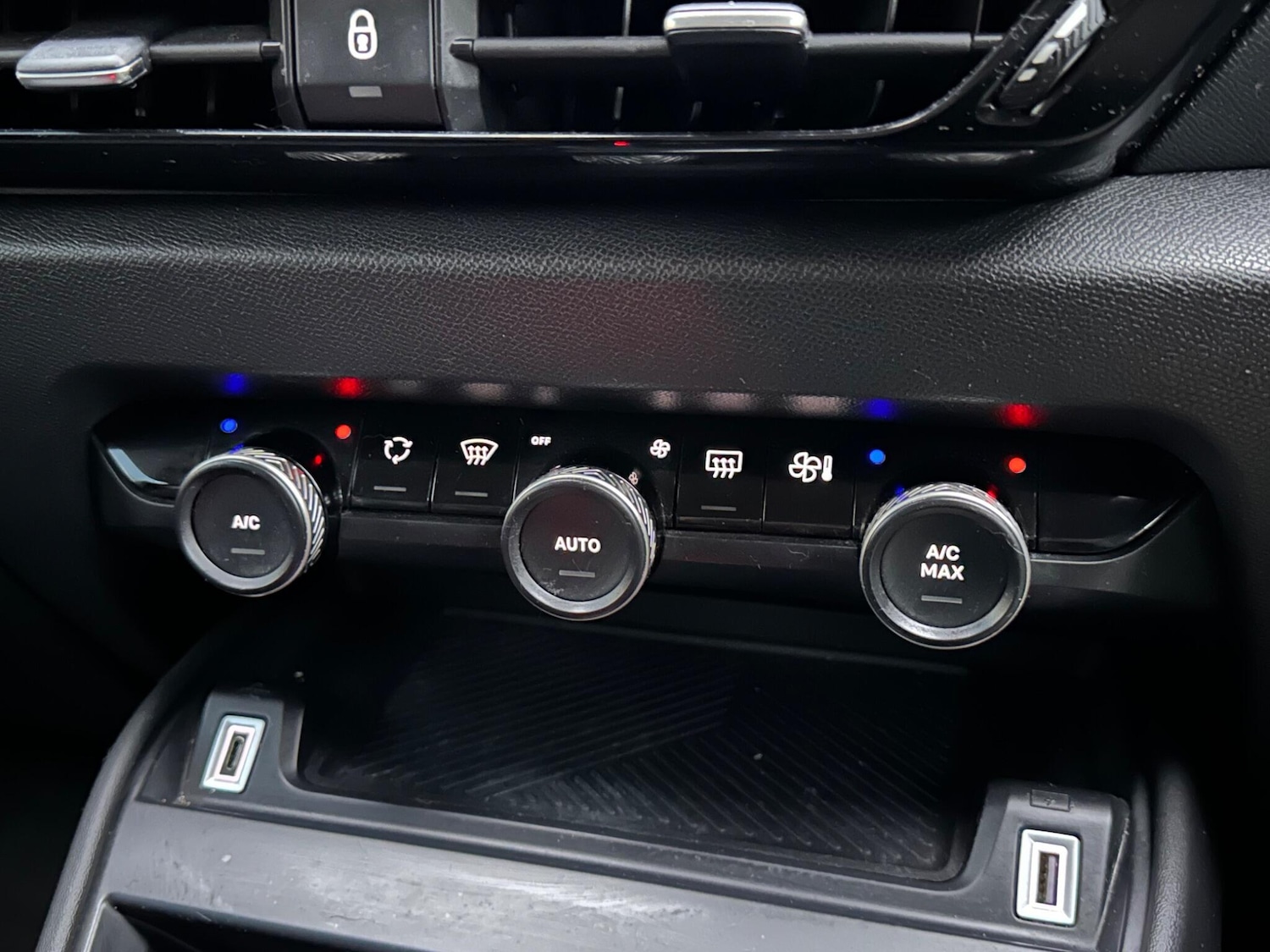 Used Citroen C4 2021 for sale - 76752607: Photo 25