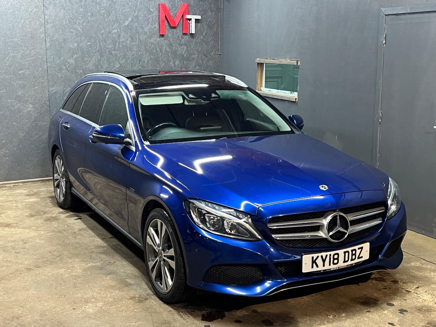 Used Mercedes-Benz C Class 2018 for sale - 76781788: Photo 12