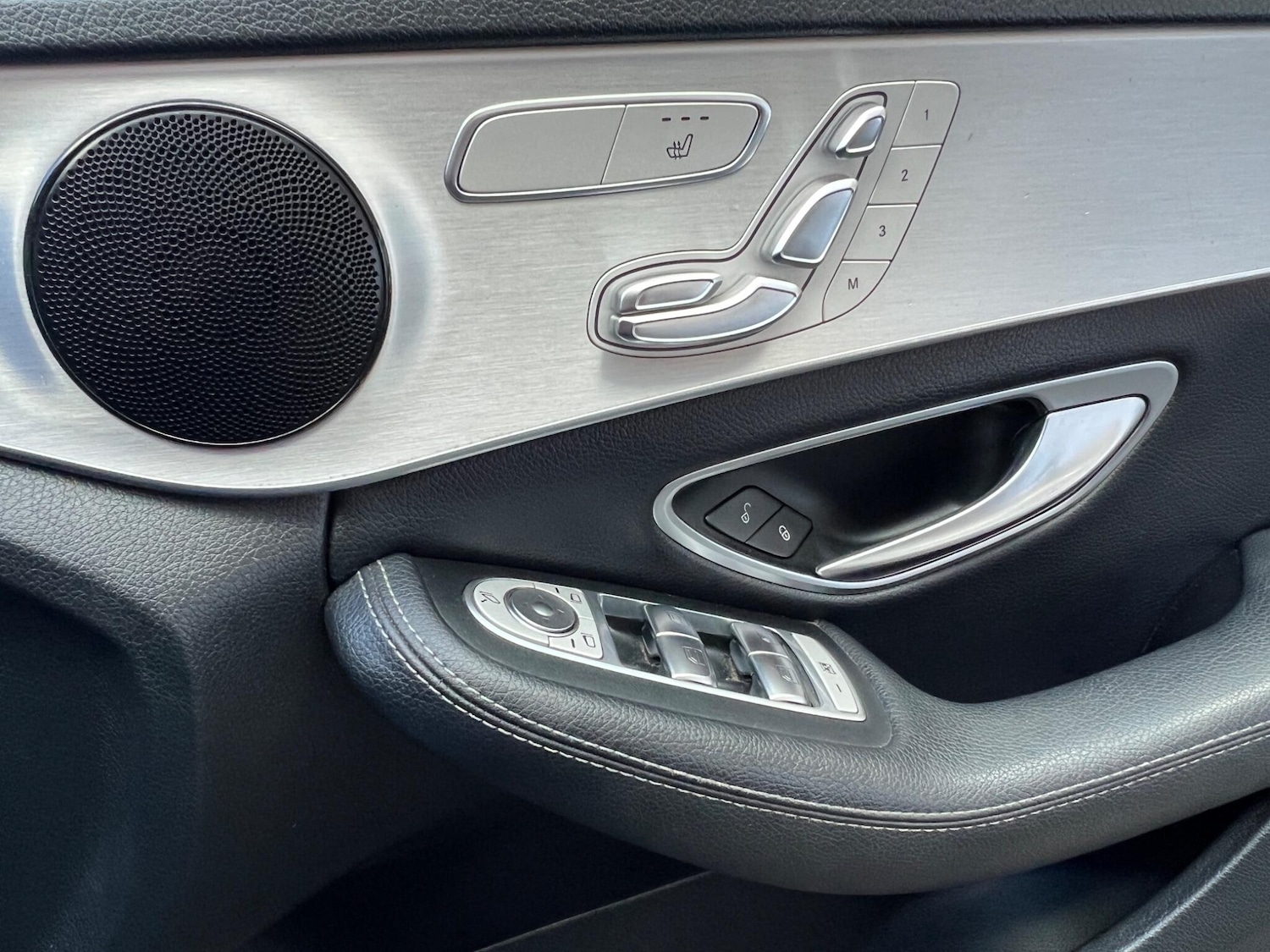 Used Mercedes-Benz C Class 2018 for sale - 76781788: Photo 25