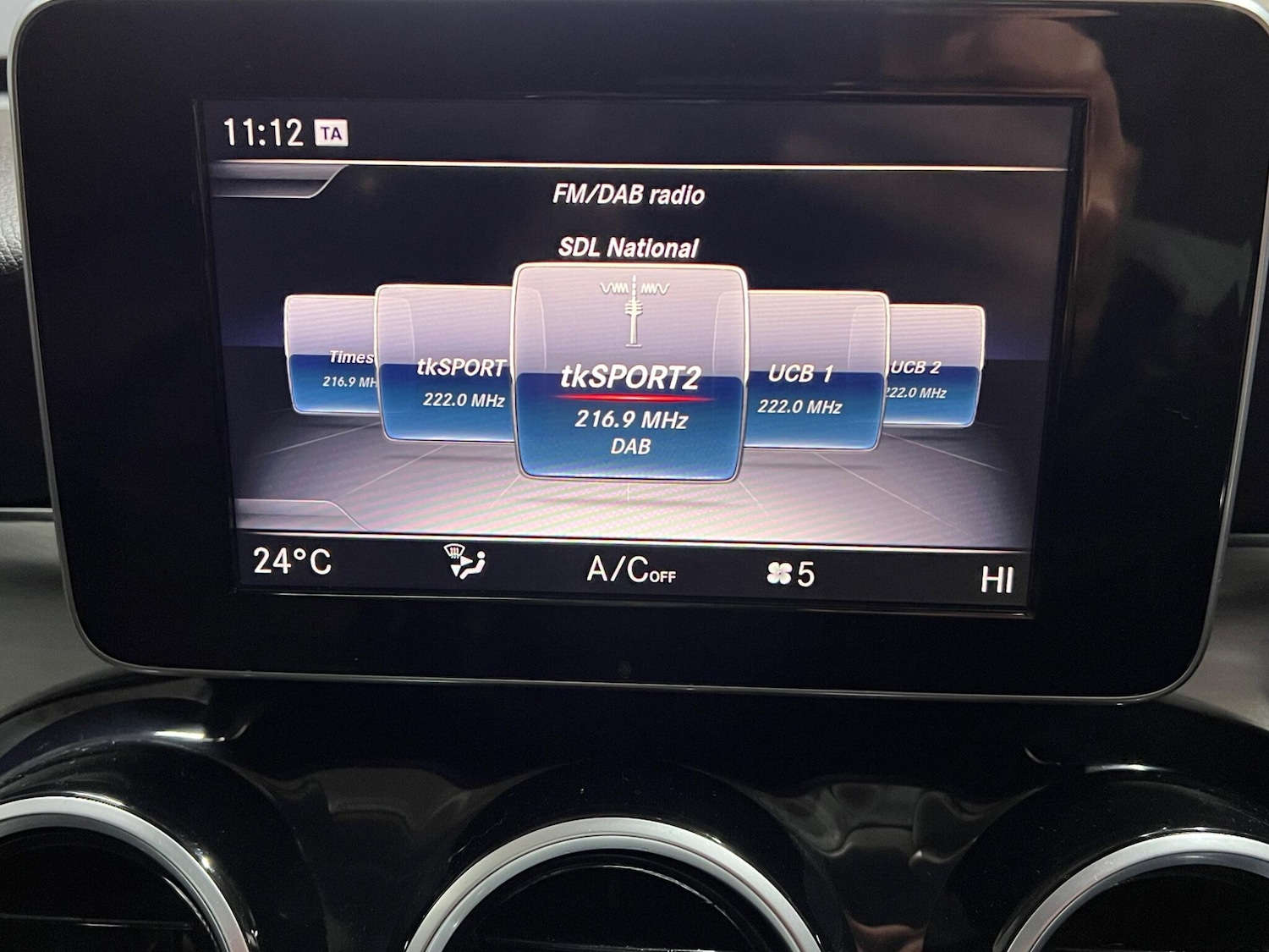 Used Mercedes-Benz C Class 2018 for sale - 76781788: Photo 39