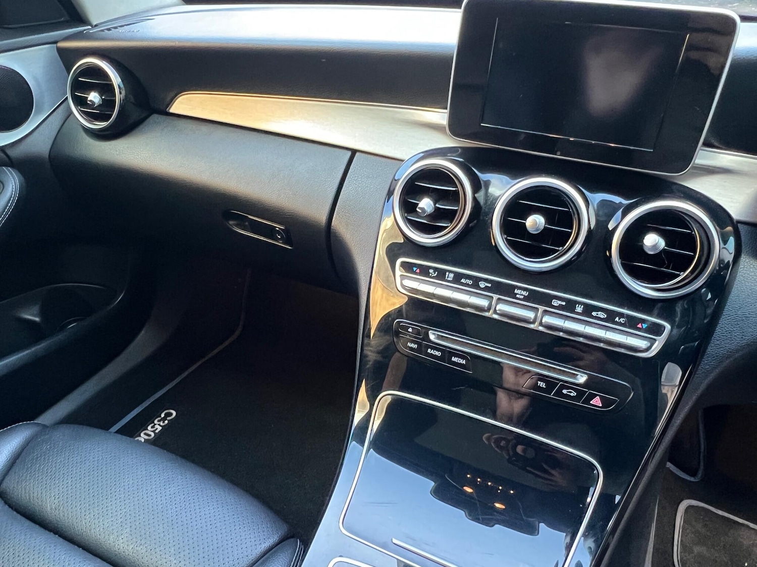 Used Mercedes-Benz C Class 2018 for sale - 76781788: Photo 52