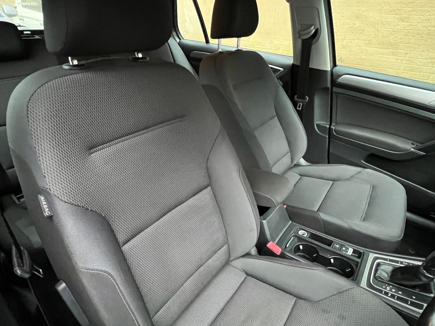 Used Volkswagen Golf 2017 for sale - 77479008: Photo 20