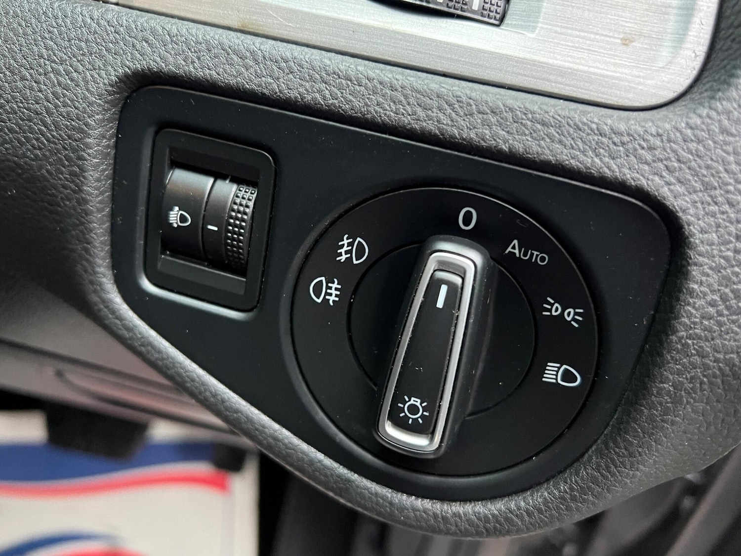 Used Volkswagen Golf 2017 for sale - 77479008: Photo 24