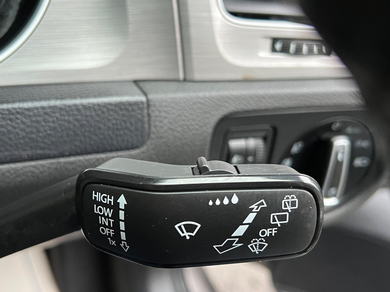 Used Volkswagen Golf 2017 for sale - 77479008: Photo 26