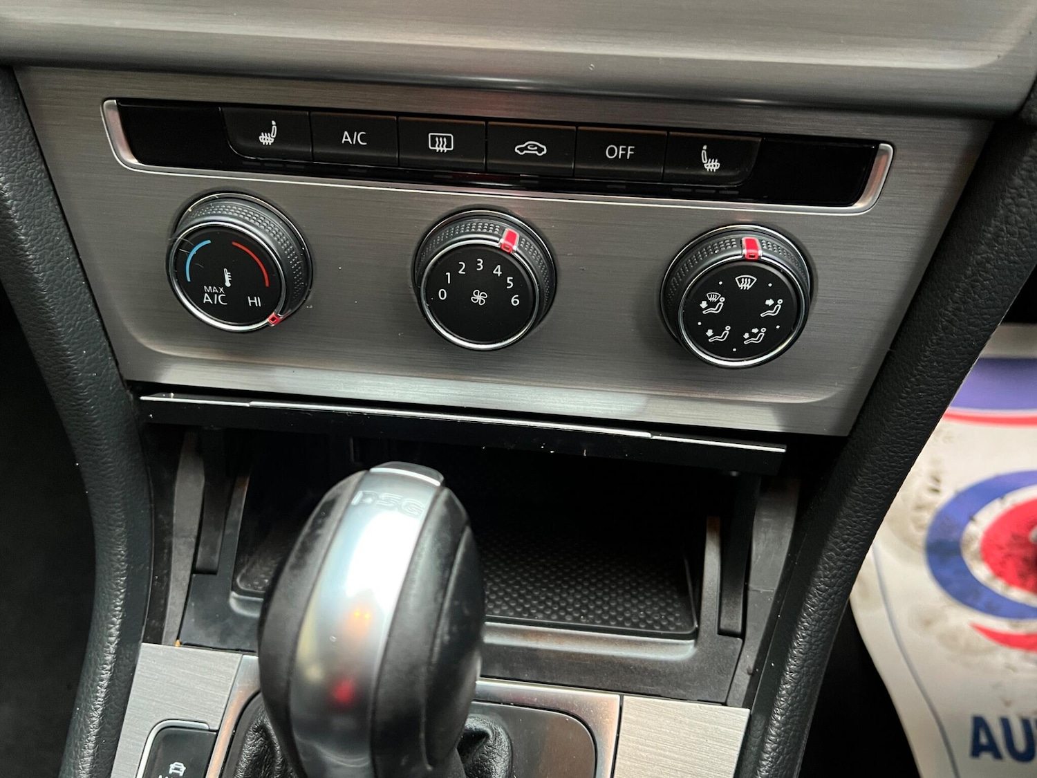 Used Volkswagen Golf 2017 for sale - 77479008: Photo 28