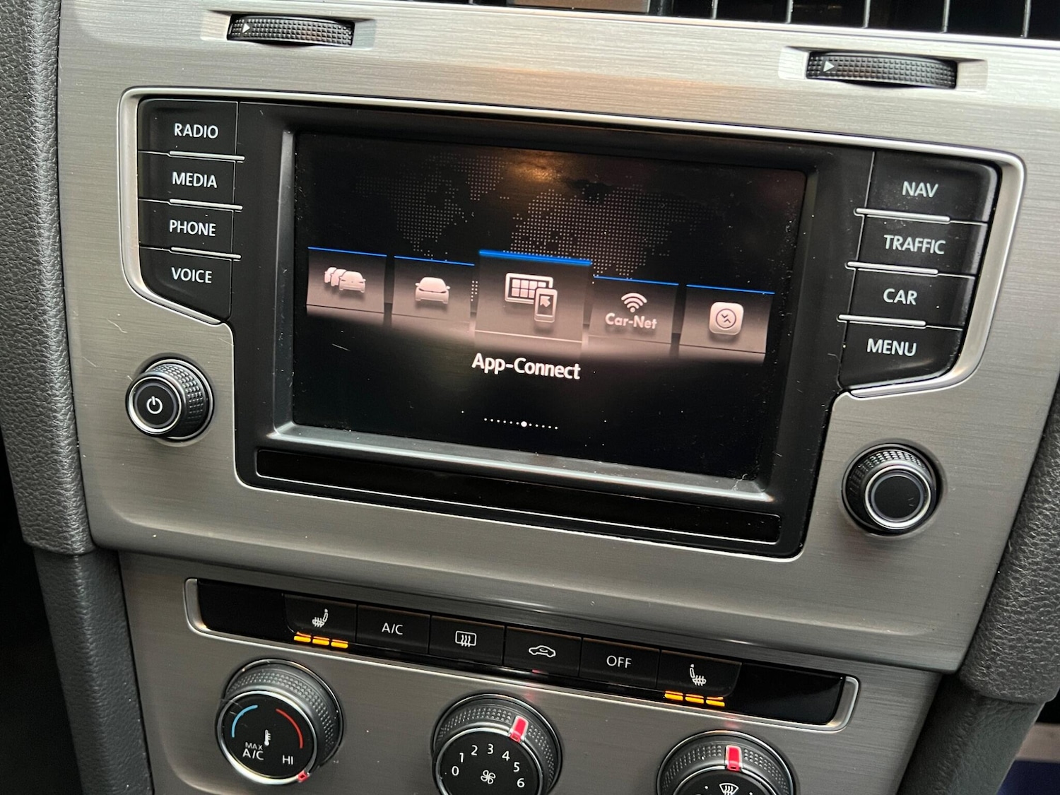 Used Volkswagen Golf 2017 for sale - 77479008: Photo 36