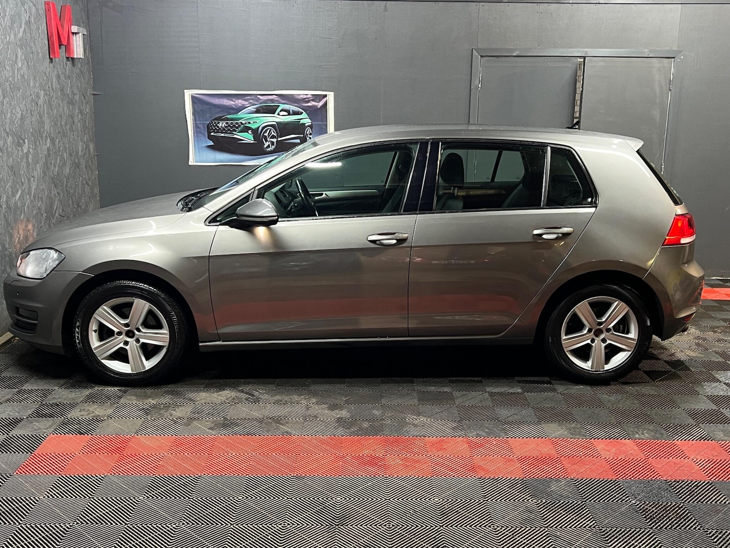 Used Volkswagen Golf 2017 for sale - 77479008: Photo 4