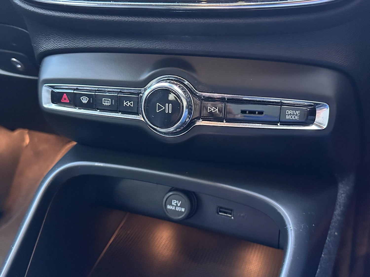 Used Volvo XC40 2020 for sale - 76573324: Photo 16