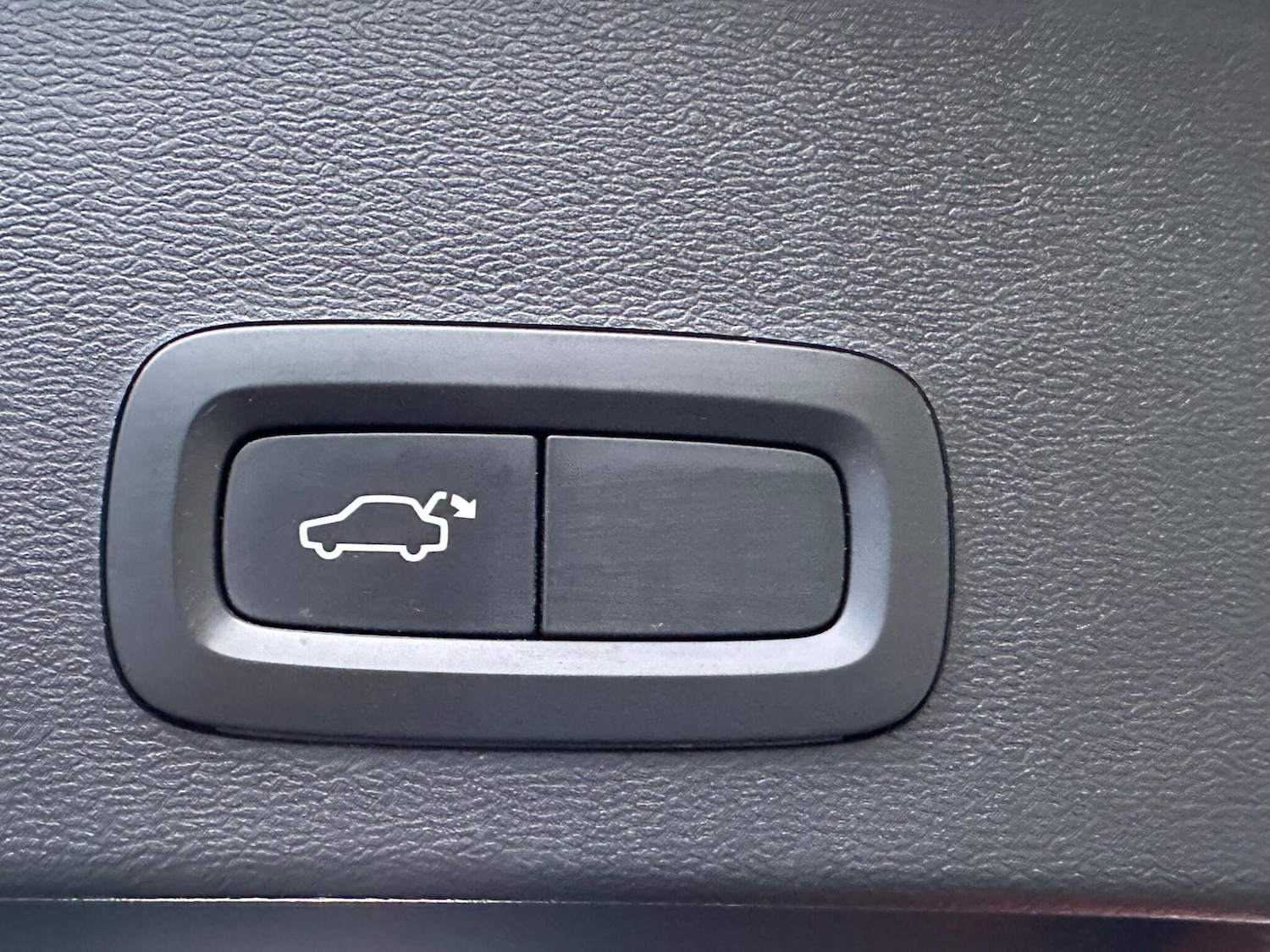 Used Volvo XC40 2020 for sale - 76573324: Photo 22