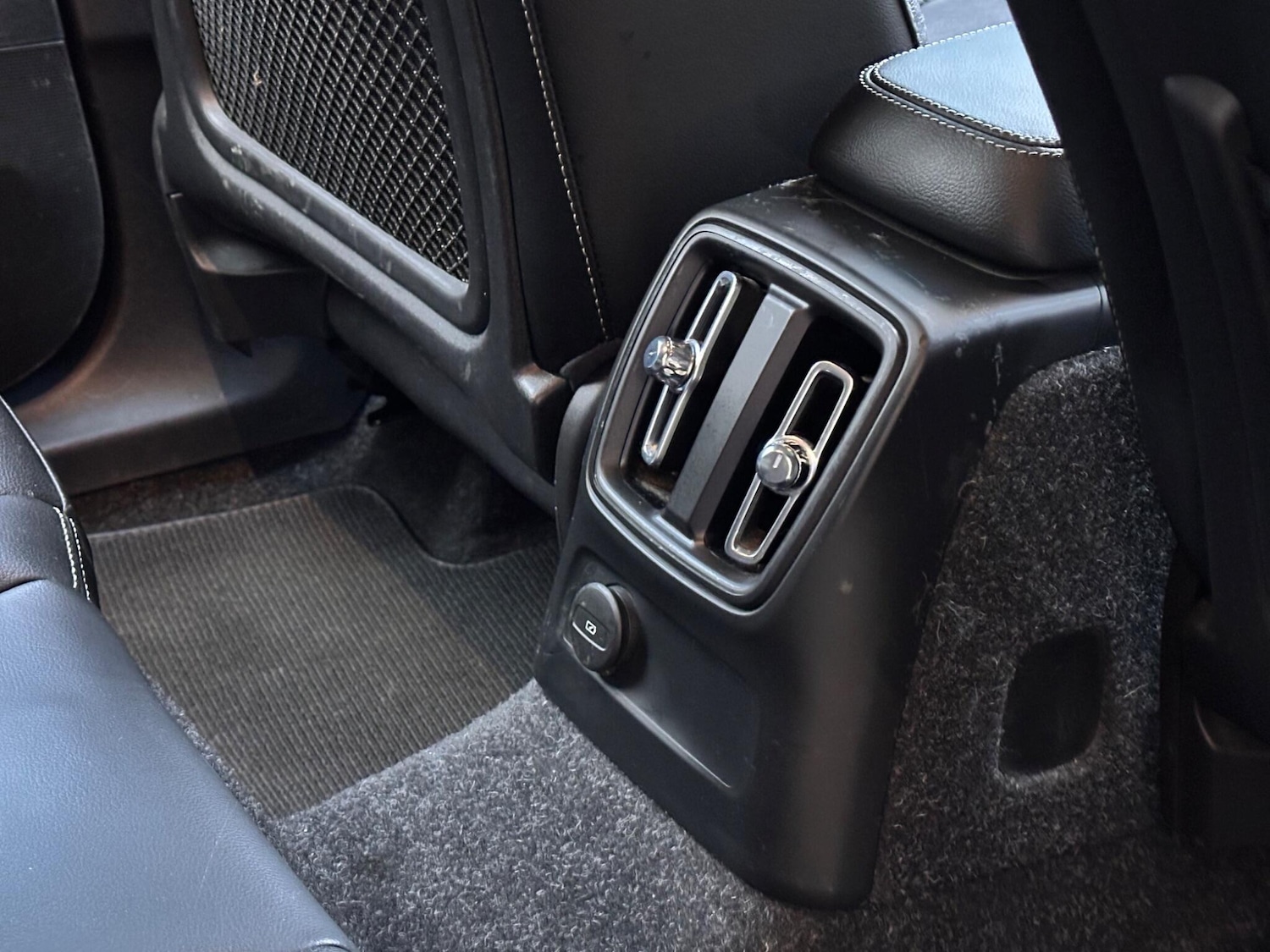 Used Volvo XC40 2020 for sale - 76573324: Photo 23