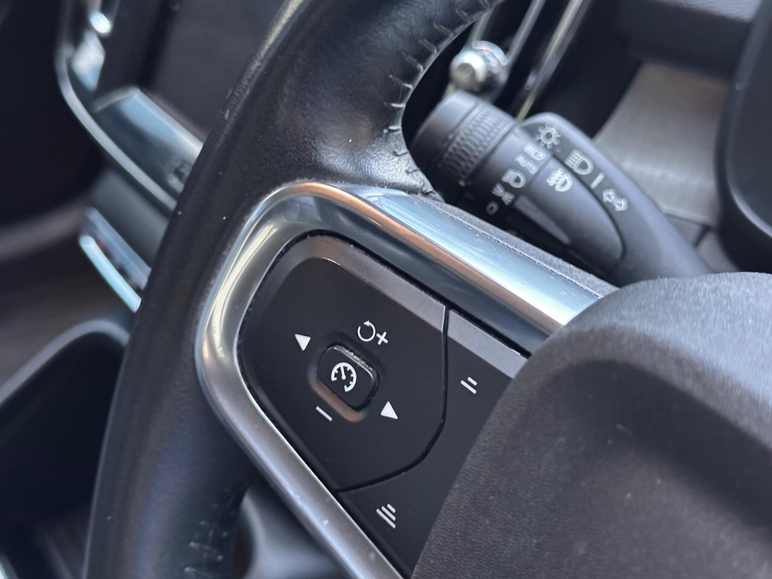 Used Volvo XC40 2020 for sale - 76573324: Photo 26