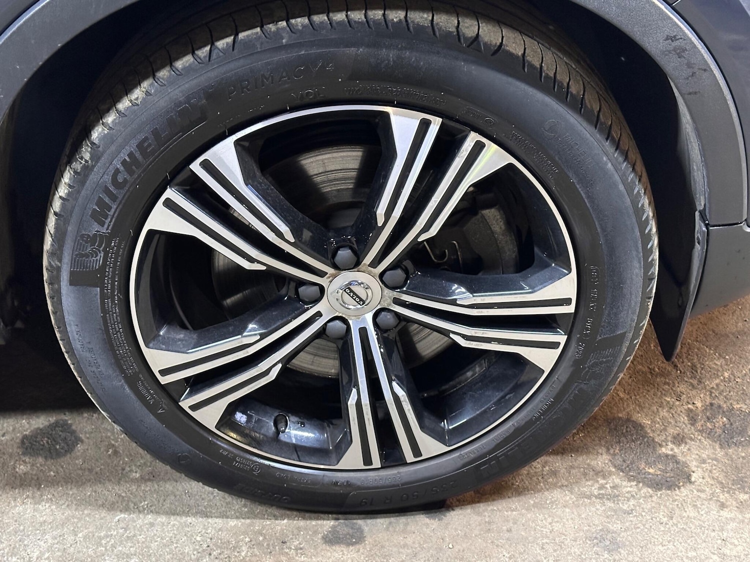 Used Volvo XC40 2020 for sale - 76573324: Photo 29