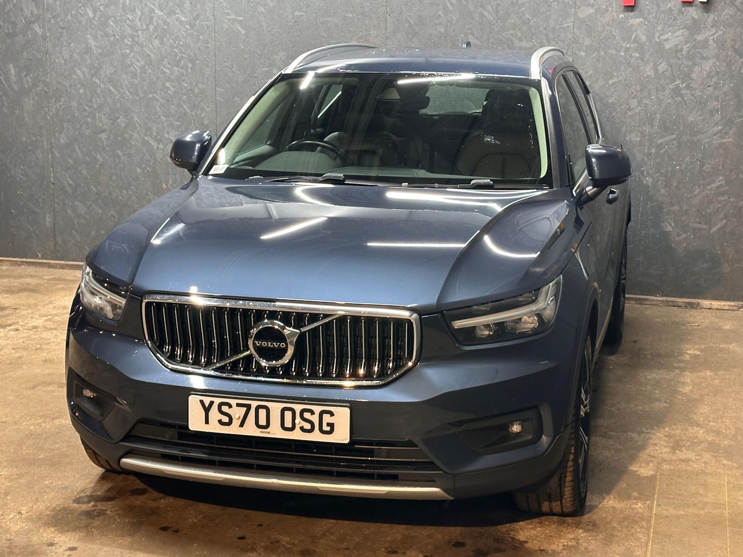 Used Volvo XC40 2020 for sale - 76573324: Photo 3
