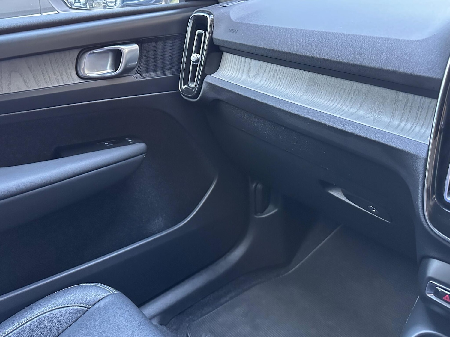 Used Volvo XC40 2020 for sale - 76573324: Photo 45