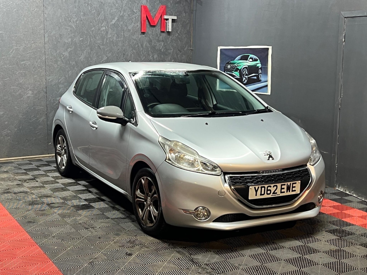 Used Peugeot 208 2012 for sale - 76942319: Photo 6