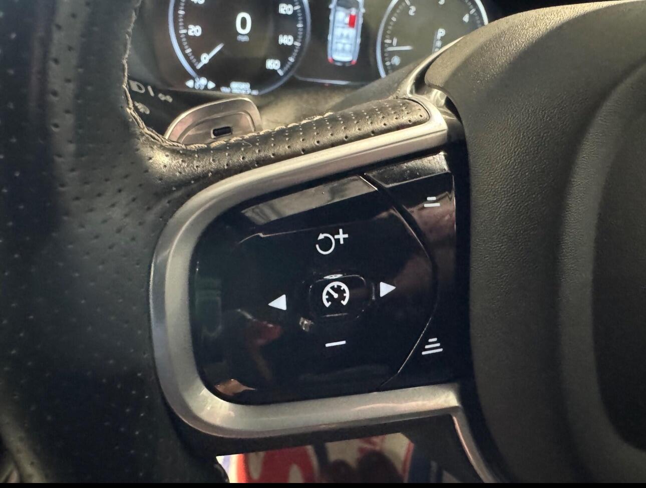 Used Volvo XC90 2017 for sale - 76700641: Photo 23