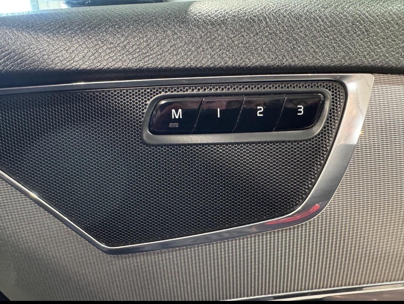 Used Volvo XC90 2017 for sale - 76700641: Photo 25