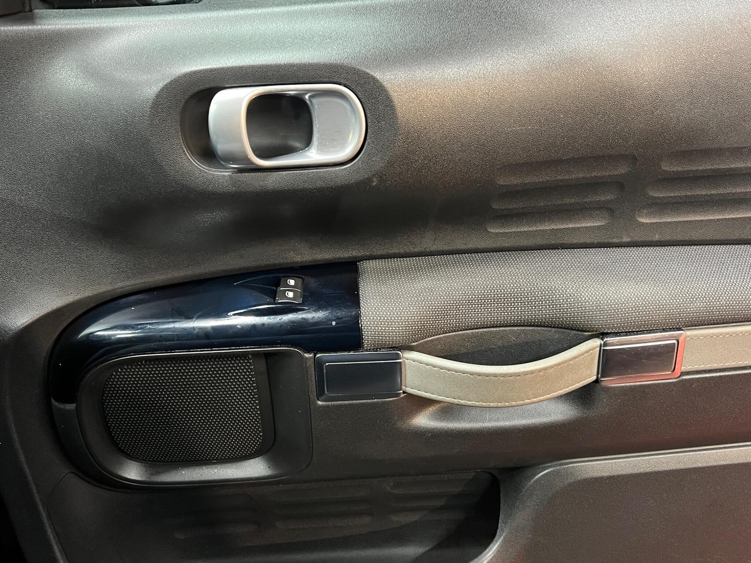 Used Citroen C4 Cactus 2017 for sale - 77454952: Photo 17