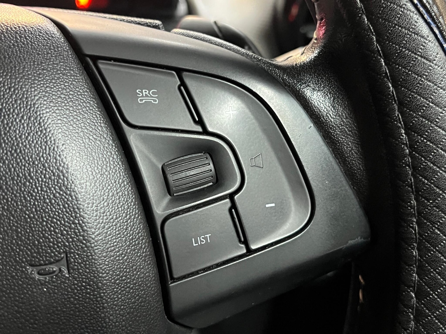 Used Citroen C4 Cactus 2017 for sale - 77454952: Photo 23