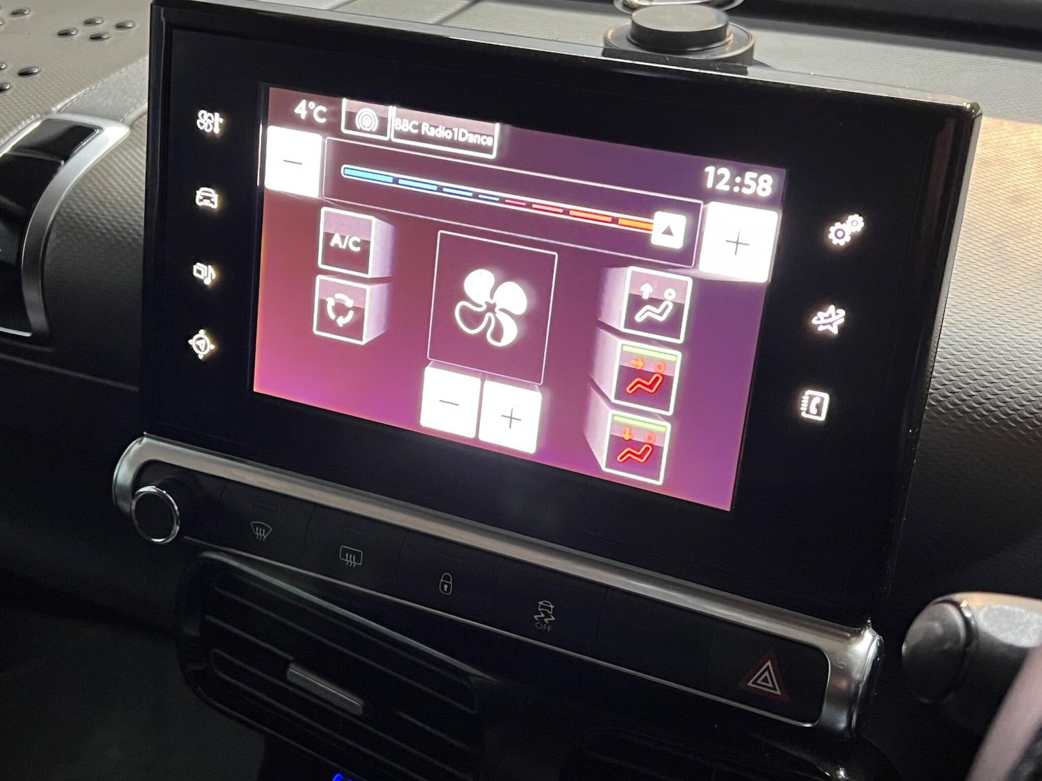 Used Citroen C4 Cactus 2017 for sale - 77454952: Photo 31