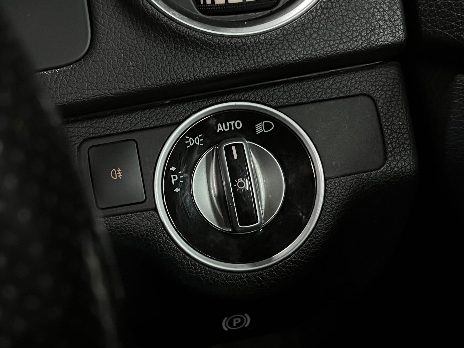 Used Mercedes-Benz C Class 2014 for sale - 77993159: Photo 22