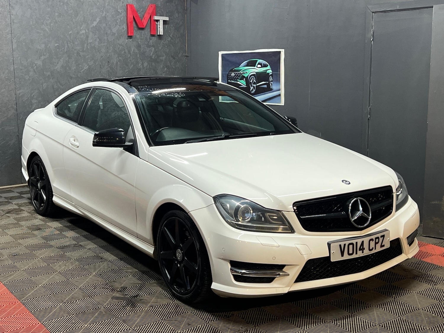 Used Mercedes-Benz C Class 2014 for sale - 77993159: Photo 8