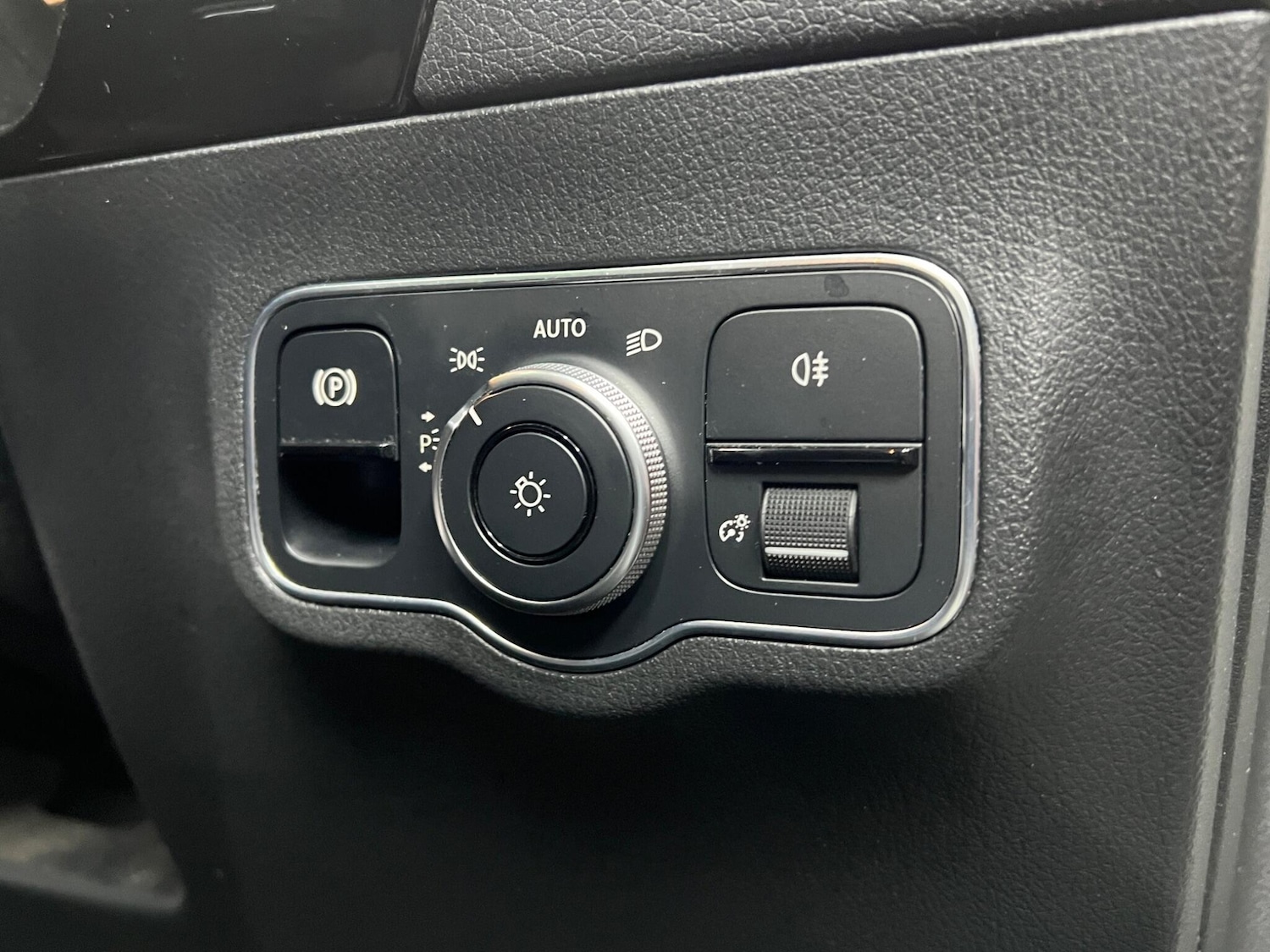 Used Mercedes-Benz EQA 2021 for sale - 77120326: Photo 22