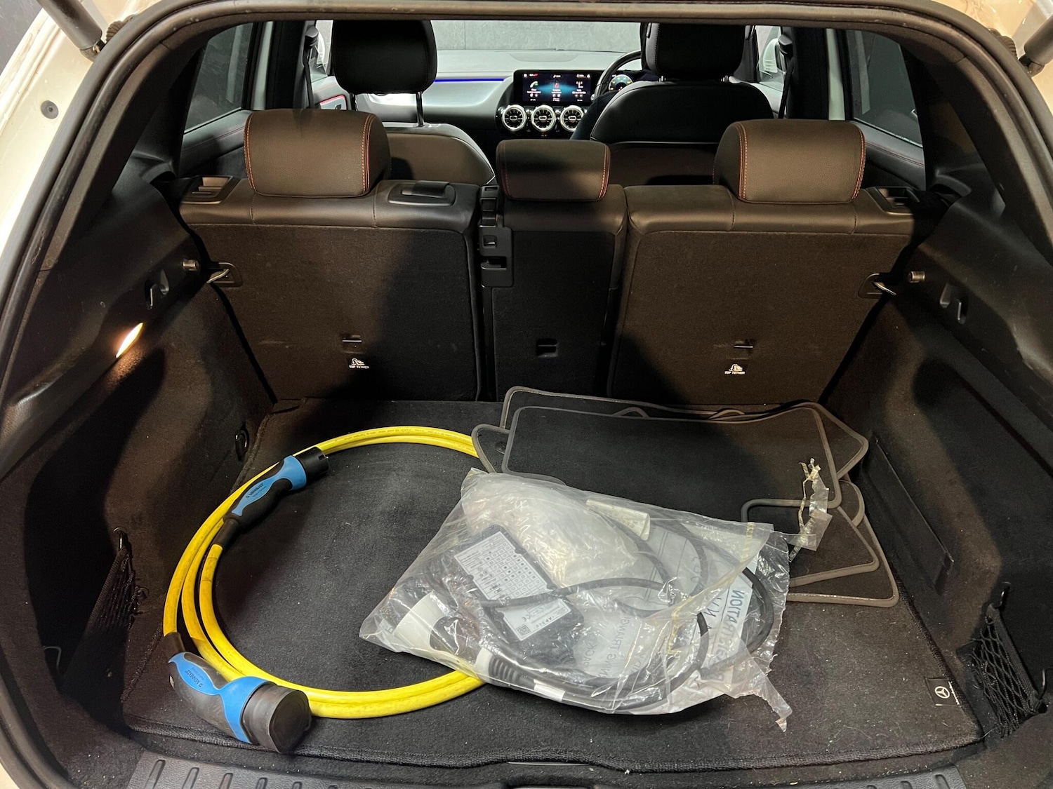 Used Mercedes-Benz EQA 2021 for sale - 77120326: Photo 38