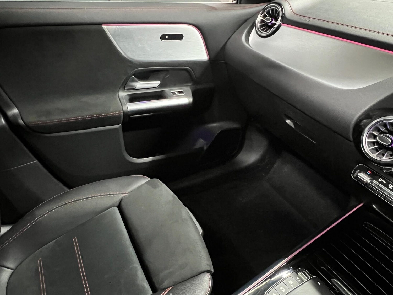 Used Mercedes-Benz EQA 2021 for sale - 77120326: Photo 41