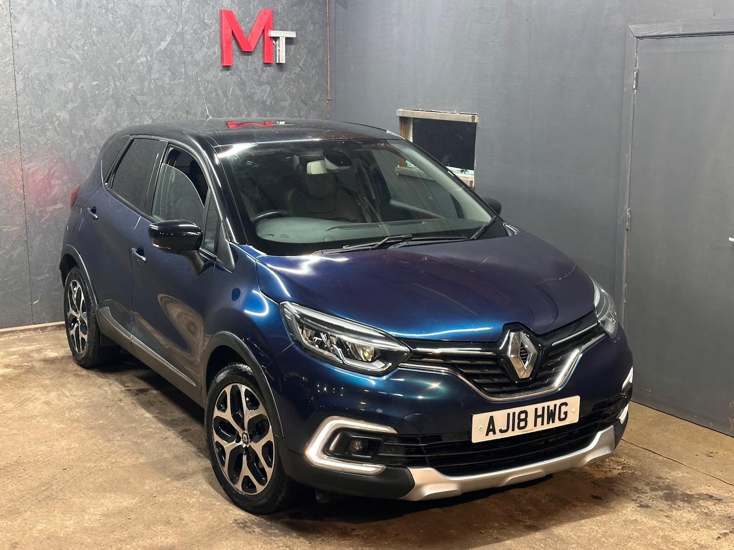 Used Renault Captur for sale - 76701110: Photo 1