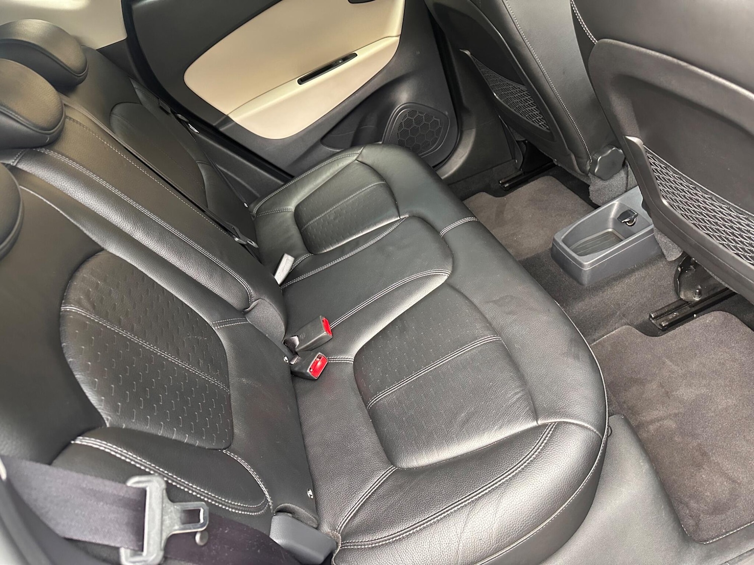 Used Renault Captur for sale - 76701110: Photo 12