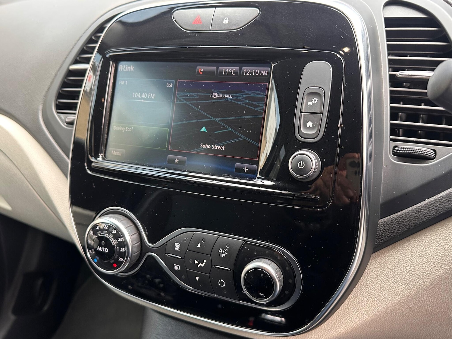 Used Renault Captur for sale - 76701110: Photo 22