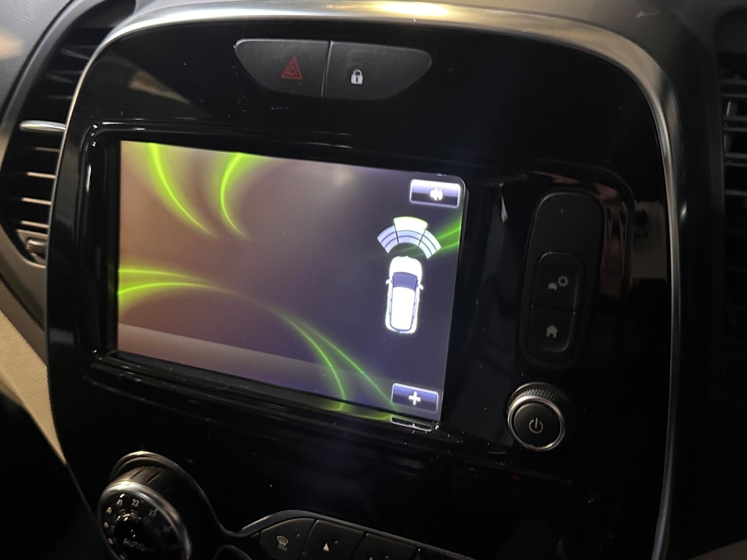 Used Renault Captur for sale - 76701110: Photo 25