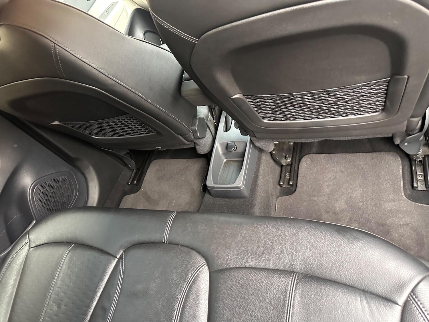 Used Renault Captur for sale - 76701110: Photo 33