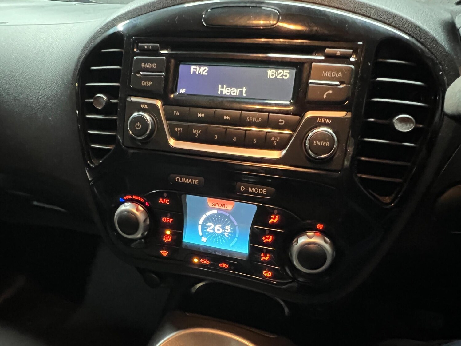 Used Nissan Juke 2017 for sale - 77396357: Photo 34