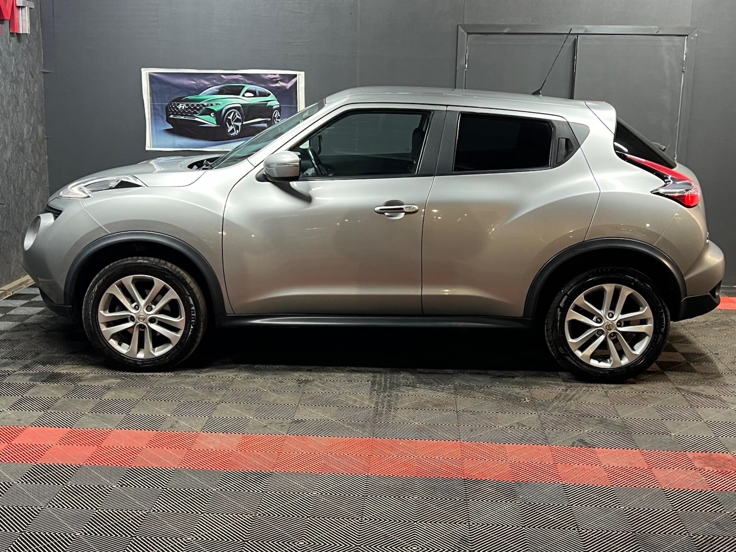 Used Nissan Juke 2017 for sale - 77396357: Photo 4