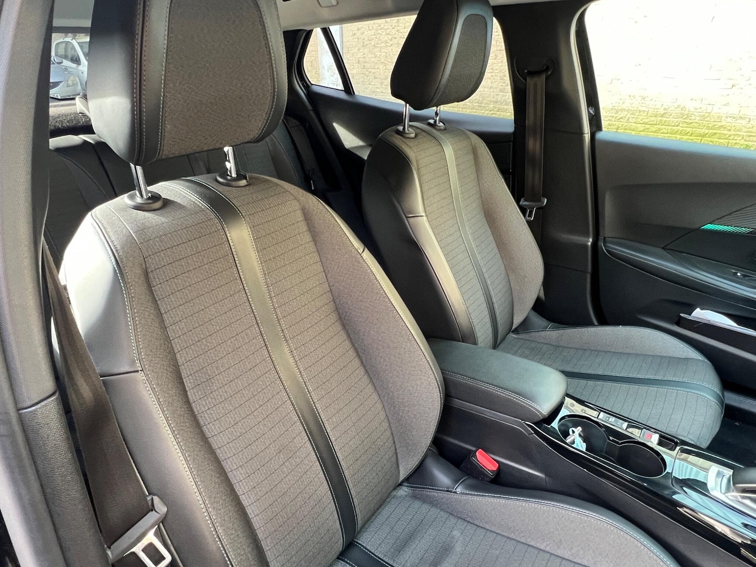 Used Peugeot 2008 2022 for sale - 77738577: Photo 16